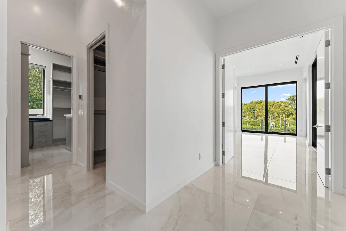 Residence photo 28
