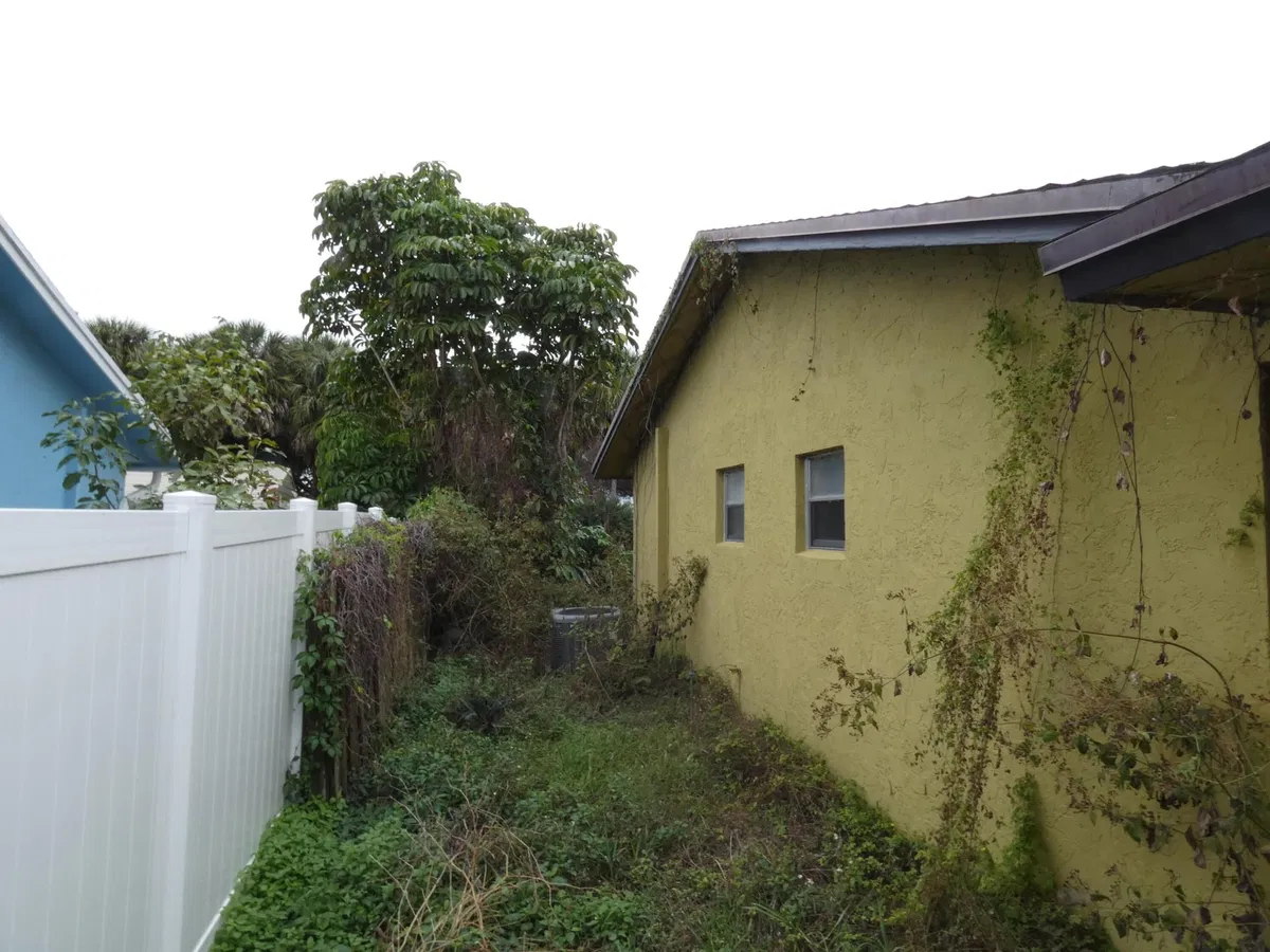 Residence photo 16