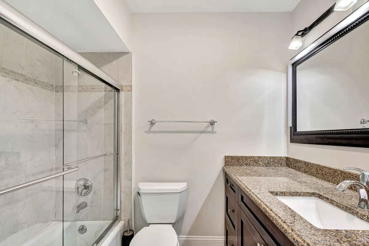  Unit F photo 25