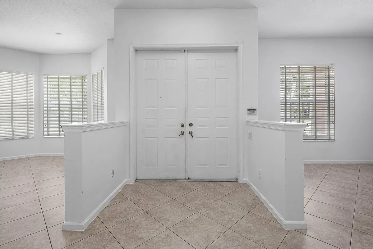 Residence photo 4