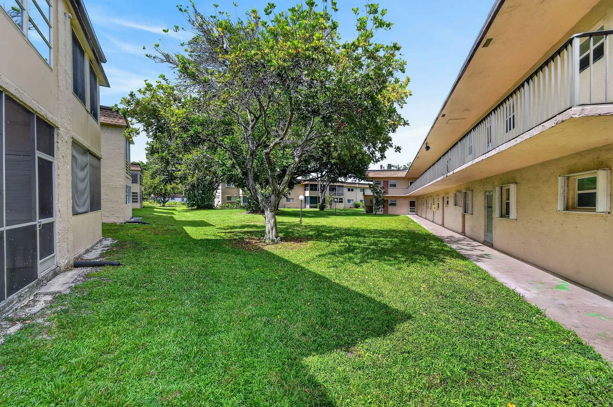 Unit 253 photo 19