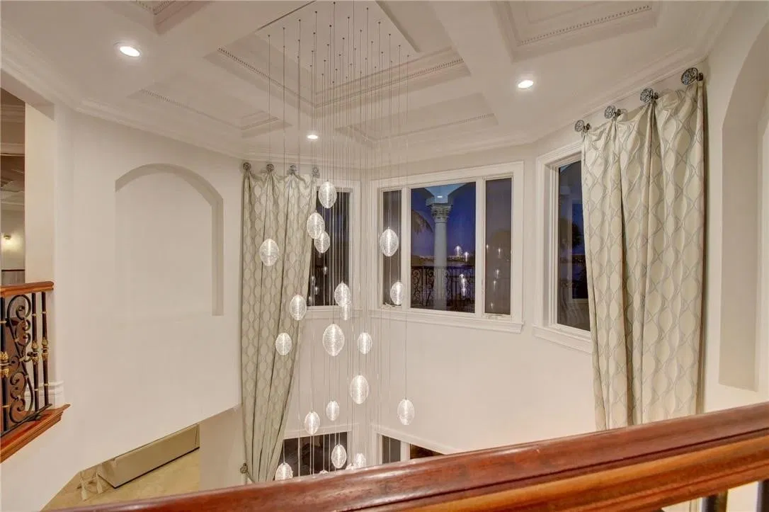 Residence photo 22
