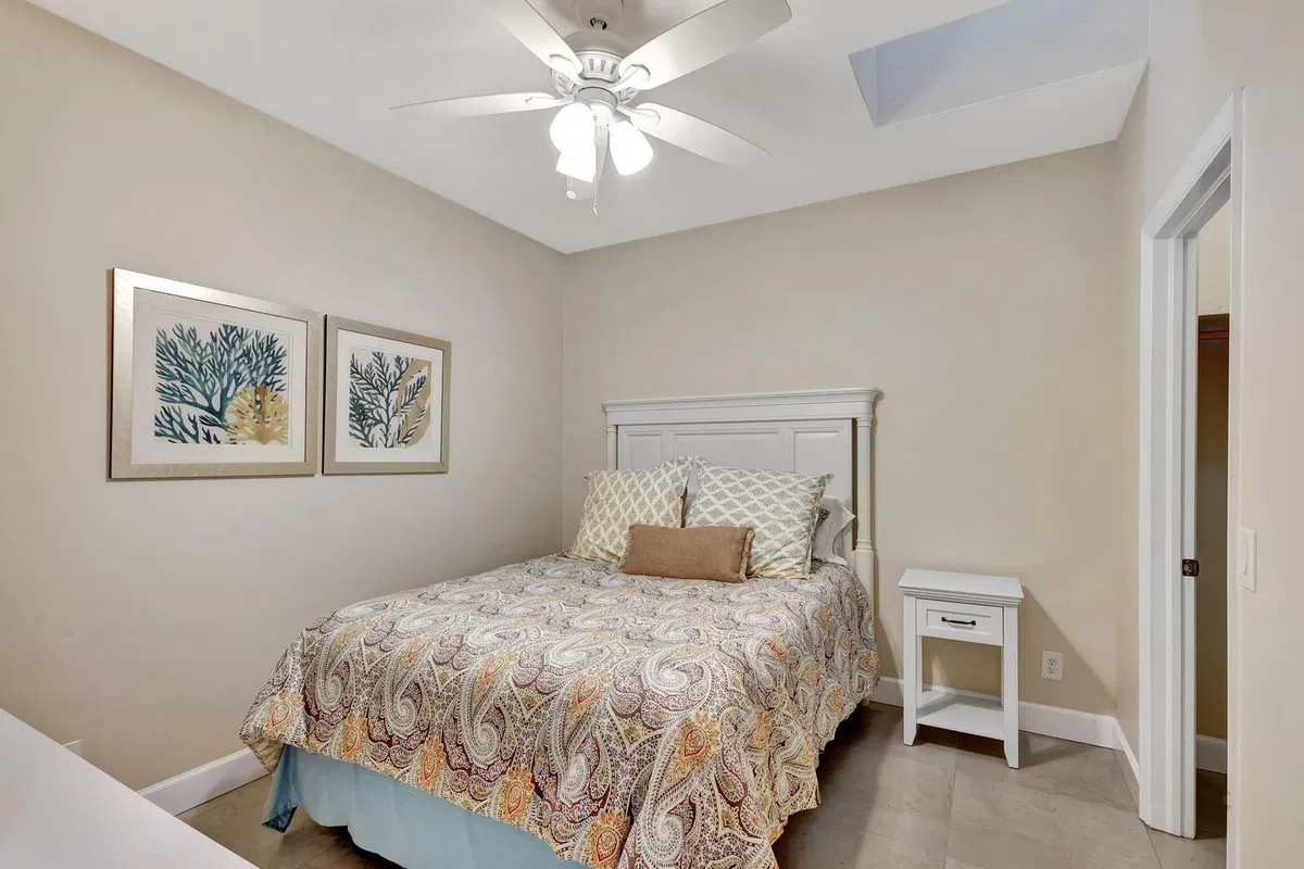  Residence photo 10