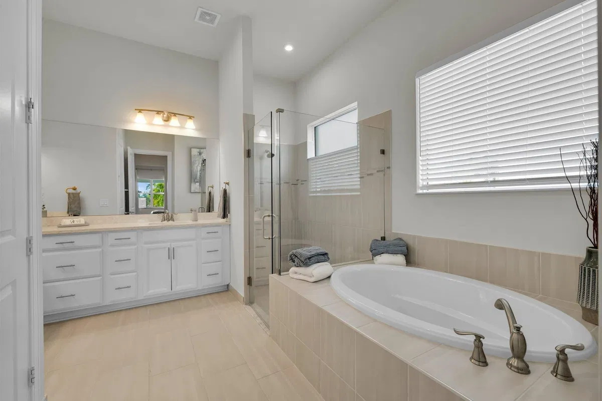 Residence photo 19