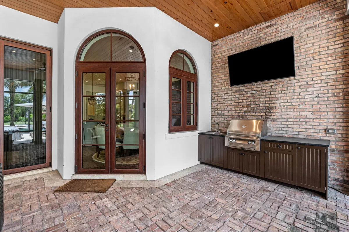 Residence photo 22
