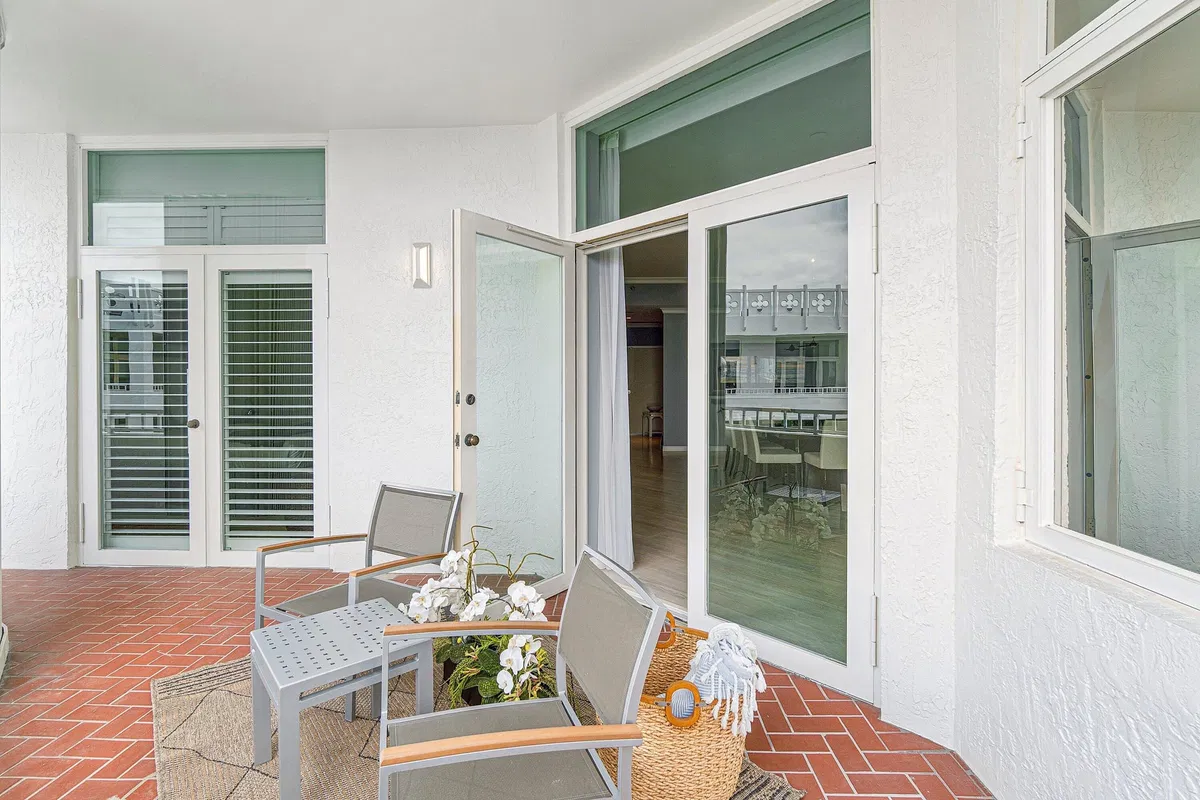 300 SE Fifth Boca Unit PH 8120 photo 34