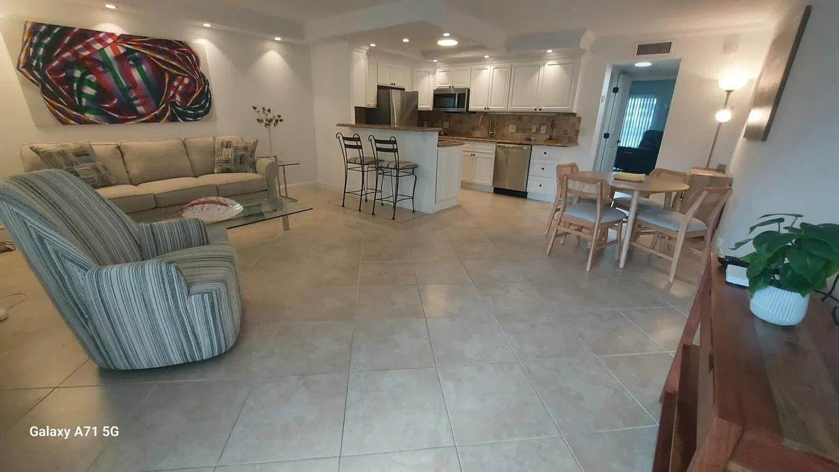 Residence photo 13