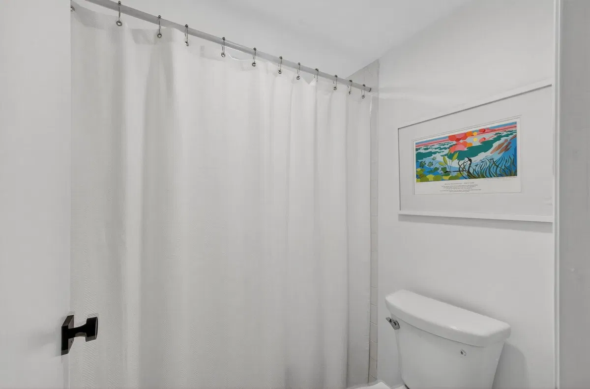 Unit 103 photo 46