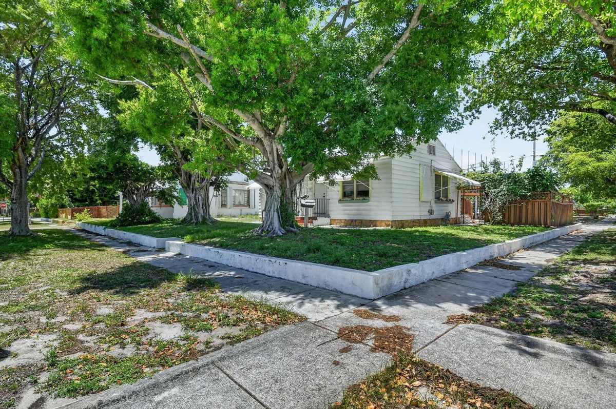 West Palm Beach Residence photo 4