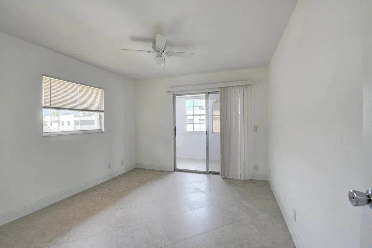 Residence photo 13