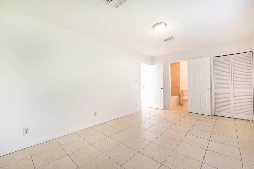 Residence photo 22