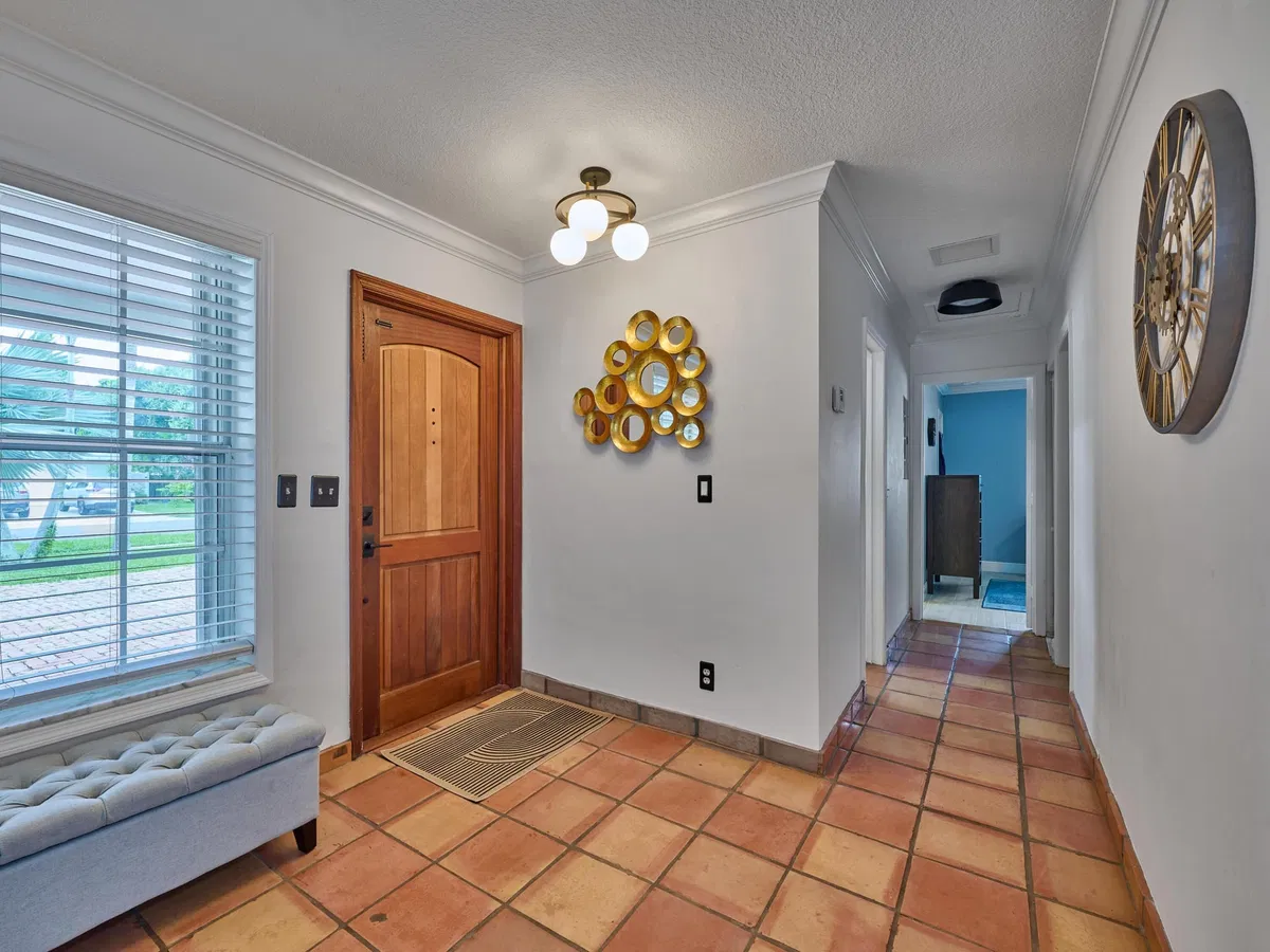 Residence photo 19