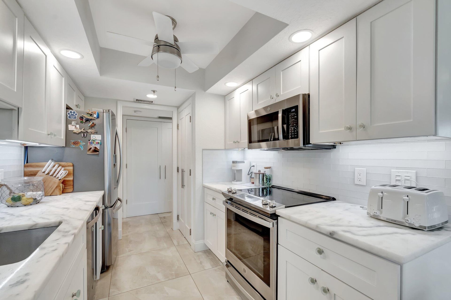 Unit 304 photo 16