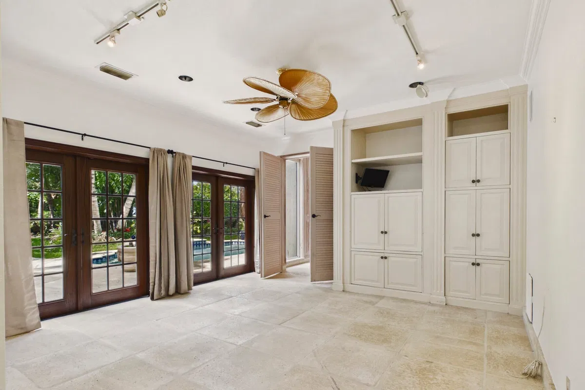 SoSo West Palm Beach Residence photo 13