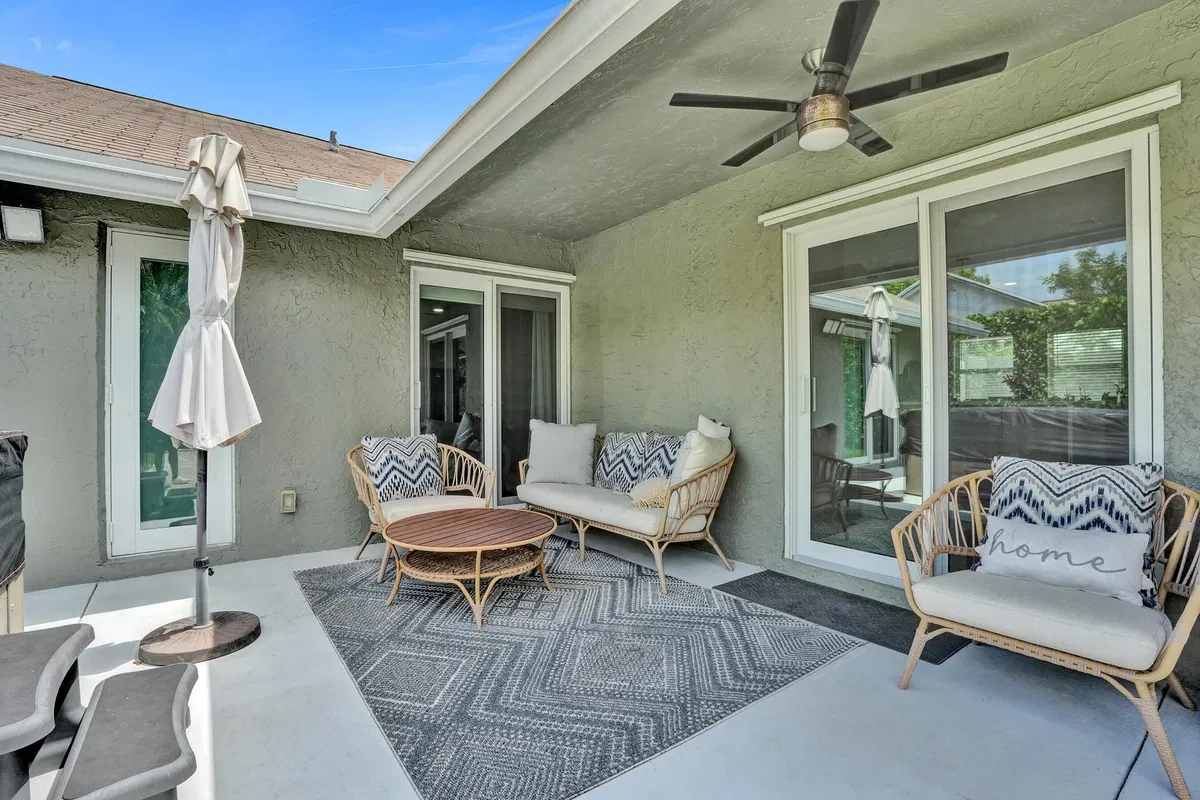 Residence photo 73
