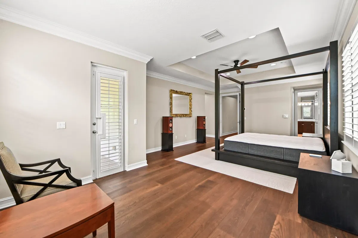 Residence photo 43