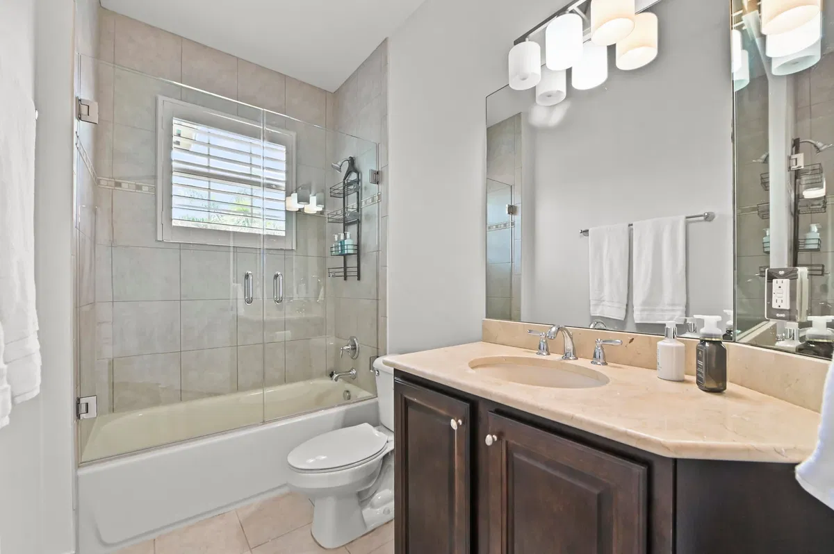 Residence photo 58