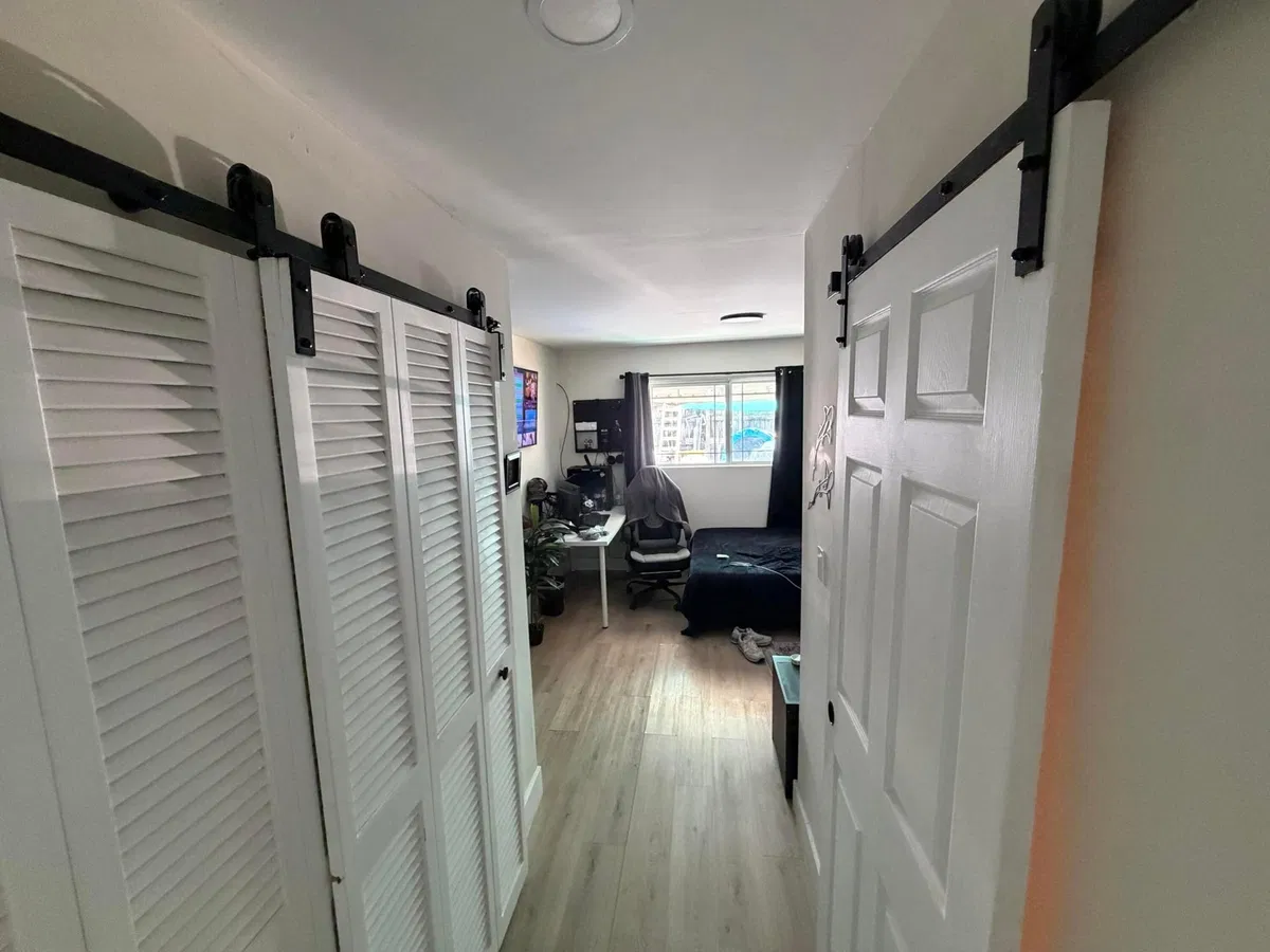 Residence photo 10