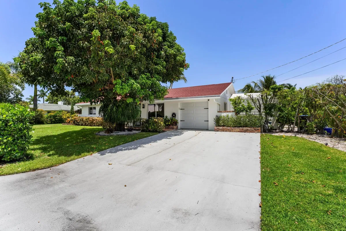 Residence photo 4