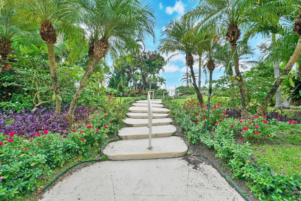 South Palm Beach Unit 403 photo 43