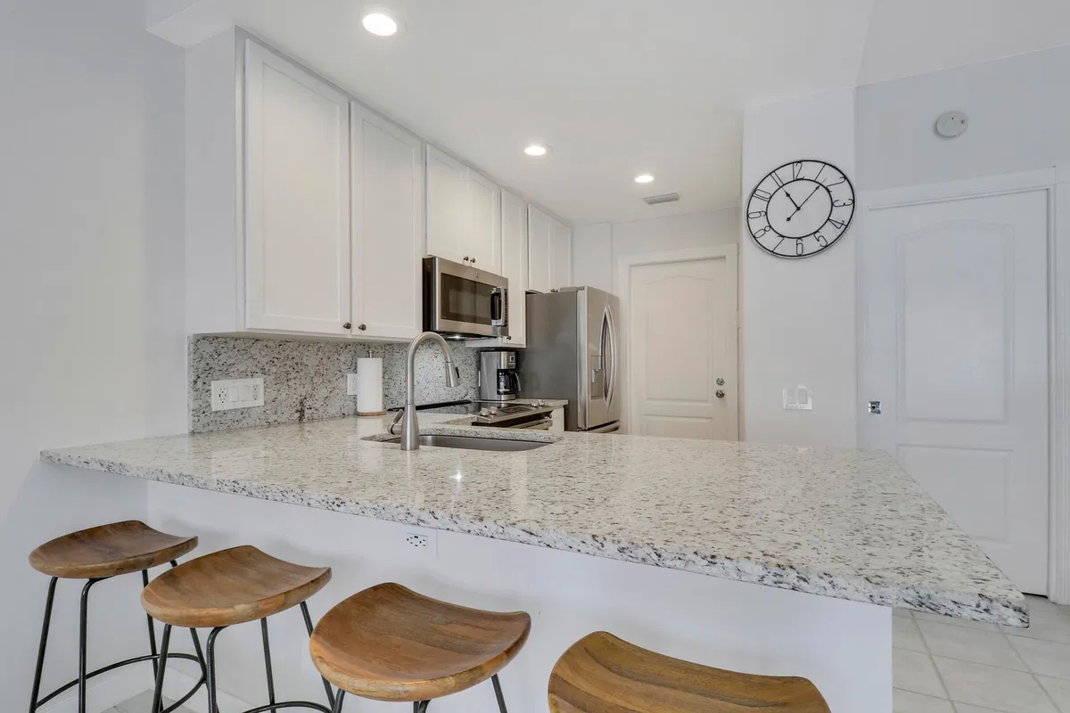 Residence photo 31