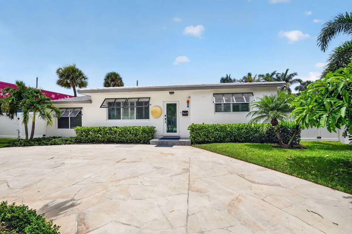 SoSo West Palm Beach Residence