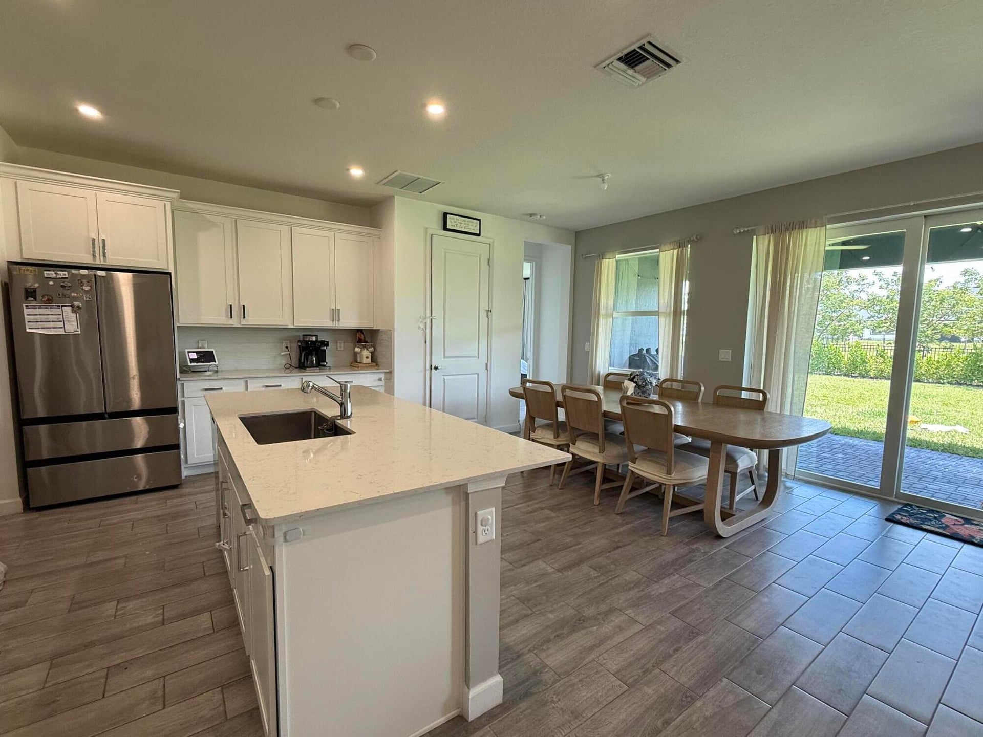  Residence photo 7