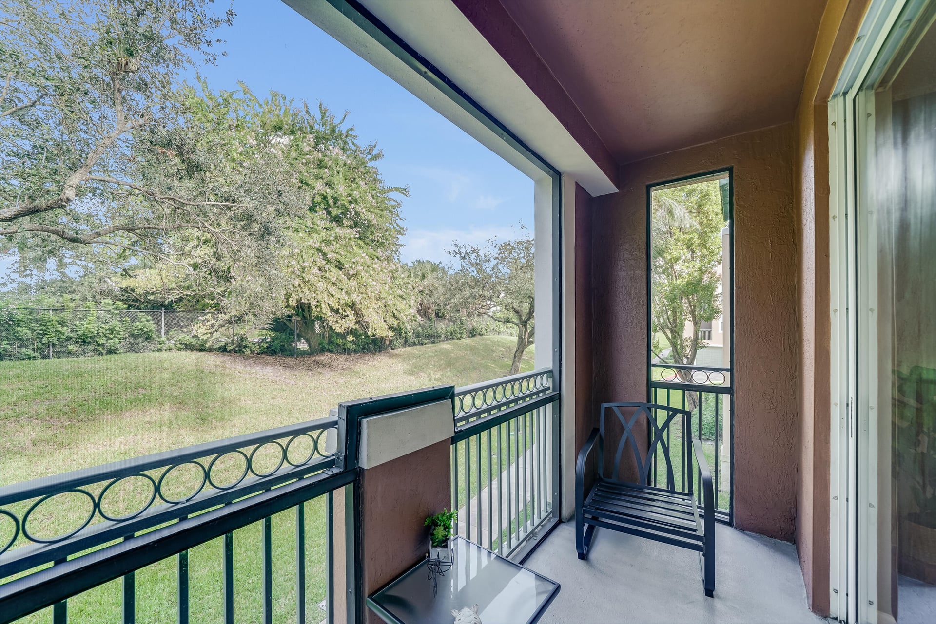 Unit 205 photo 10