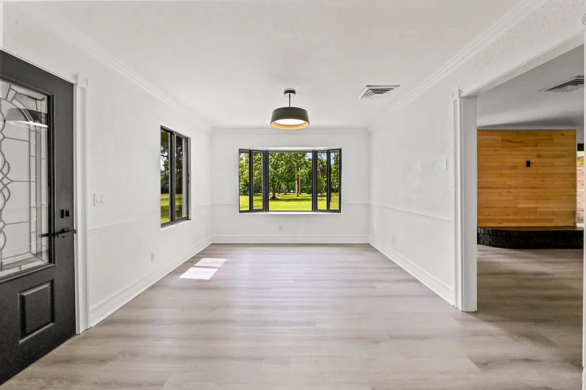  Residence photo 16