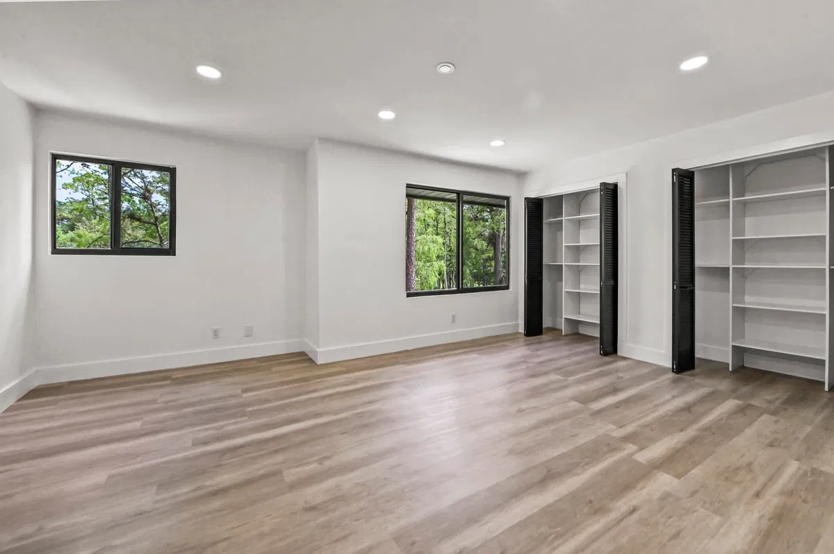  Residence photo 34