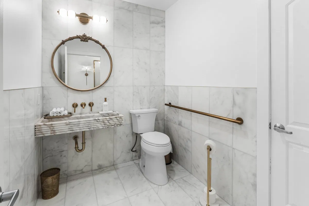 One City Plaza Unit 112 photo 10
