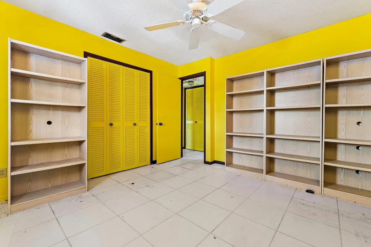 Unit 108 photo 13