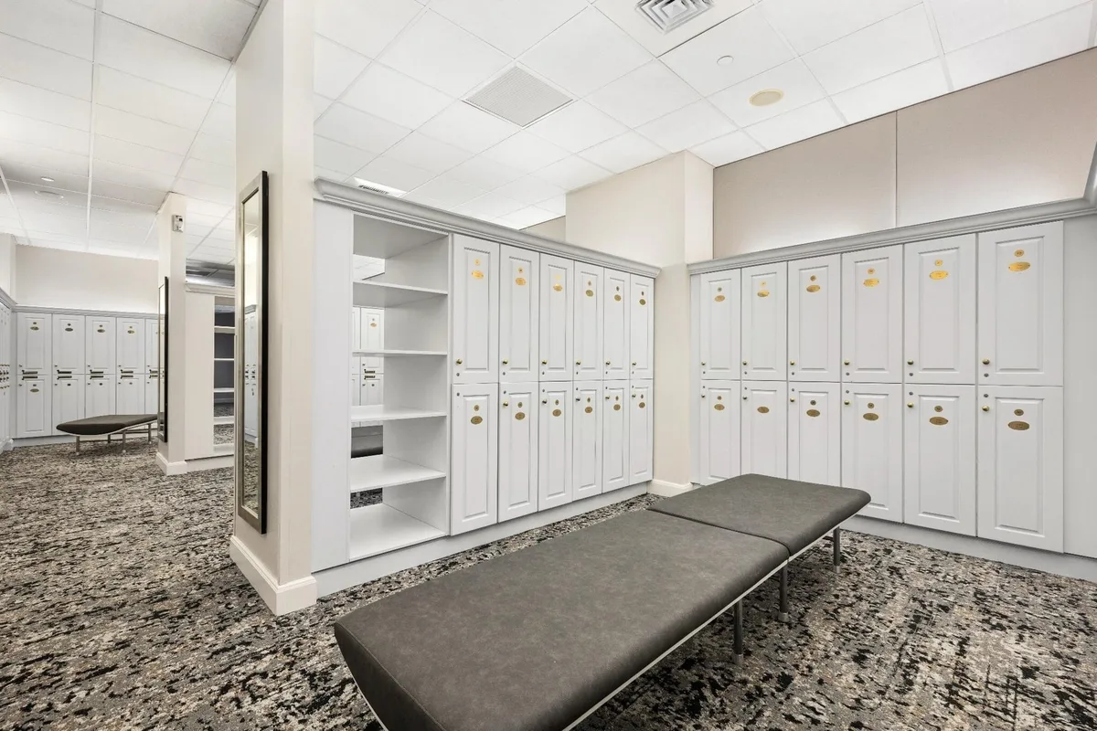 Residence photo 61
