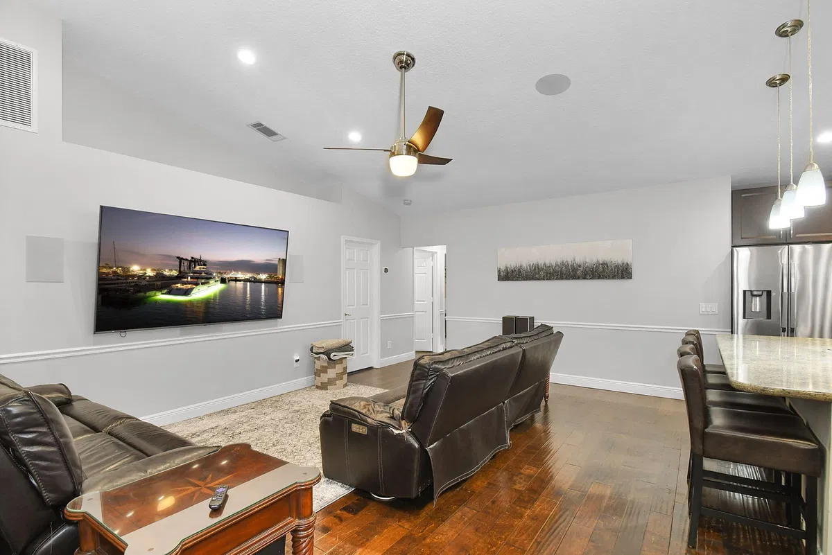 Residence photo 10