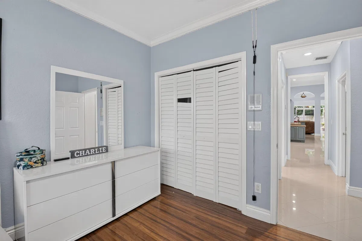 Residence photo 55