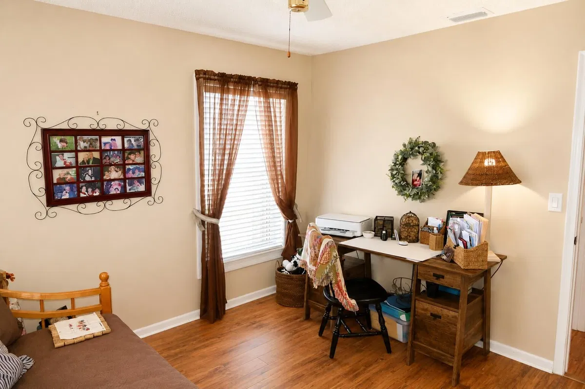 Residence photo 13