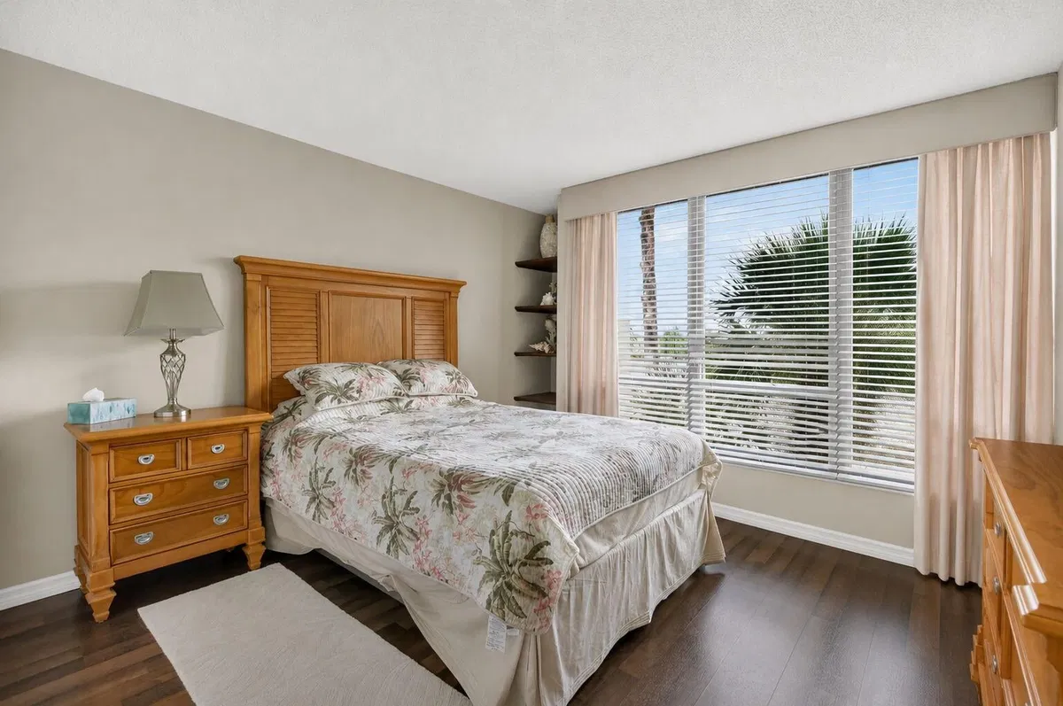 Boca West Country Club Unit 836 photo 4