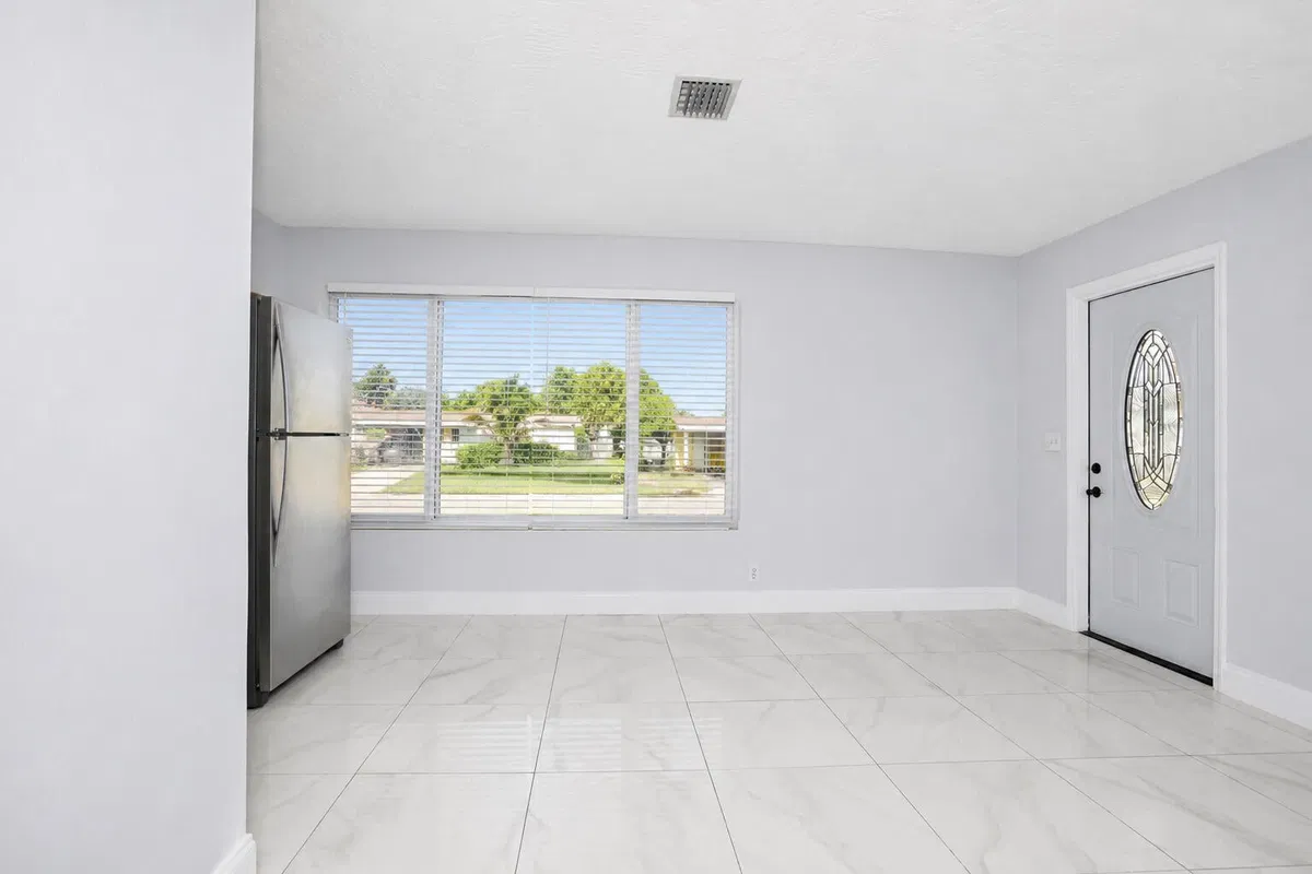 West Palm Beach Residence photo 16