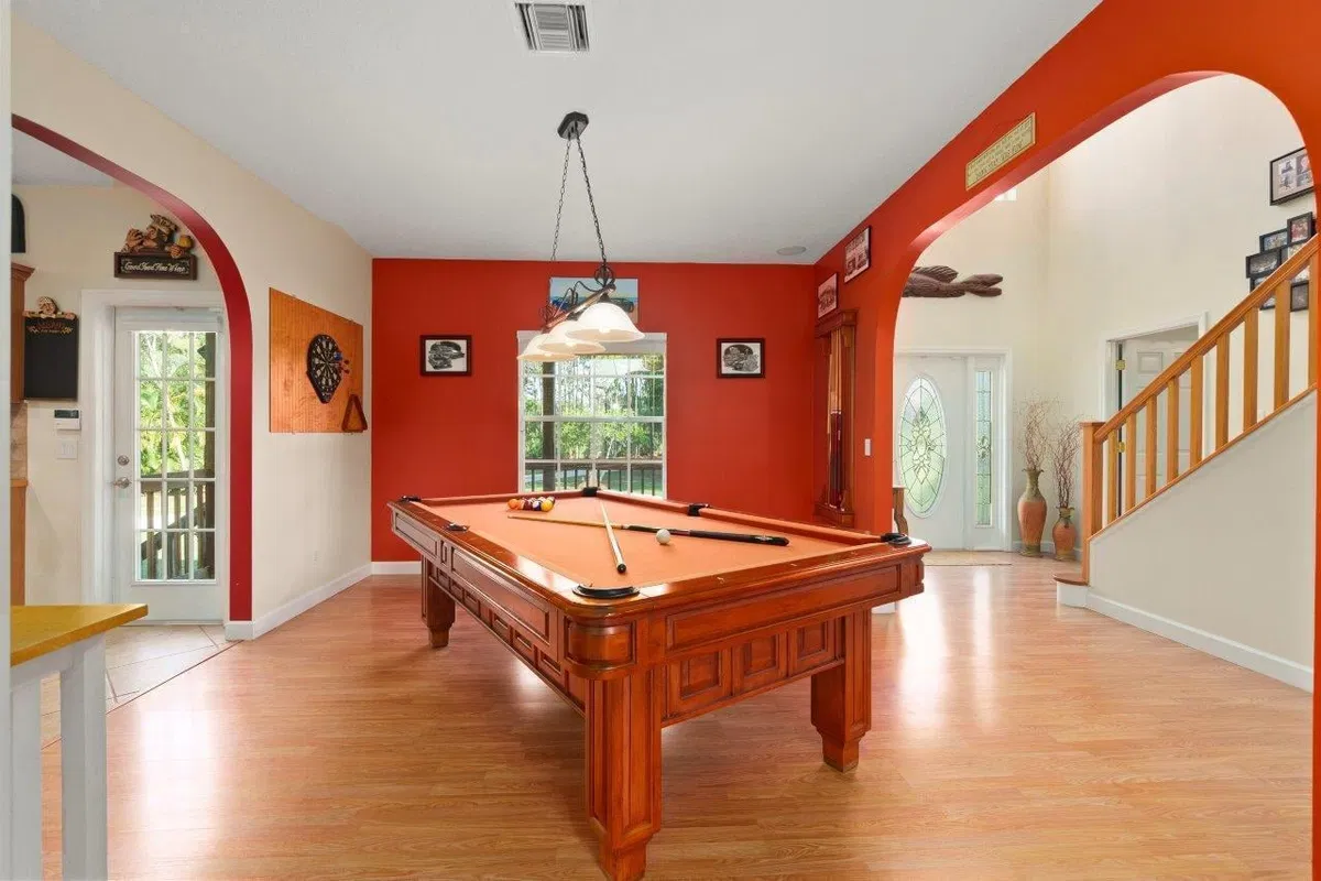 Residence photo 16