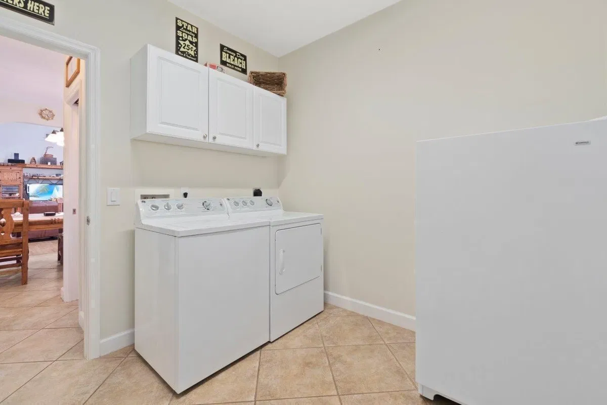 Residence photo 31