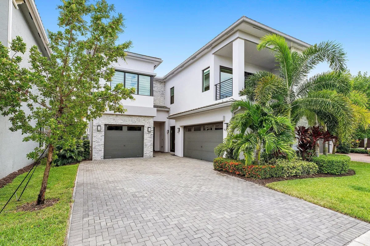 Boca Bridges Residence