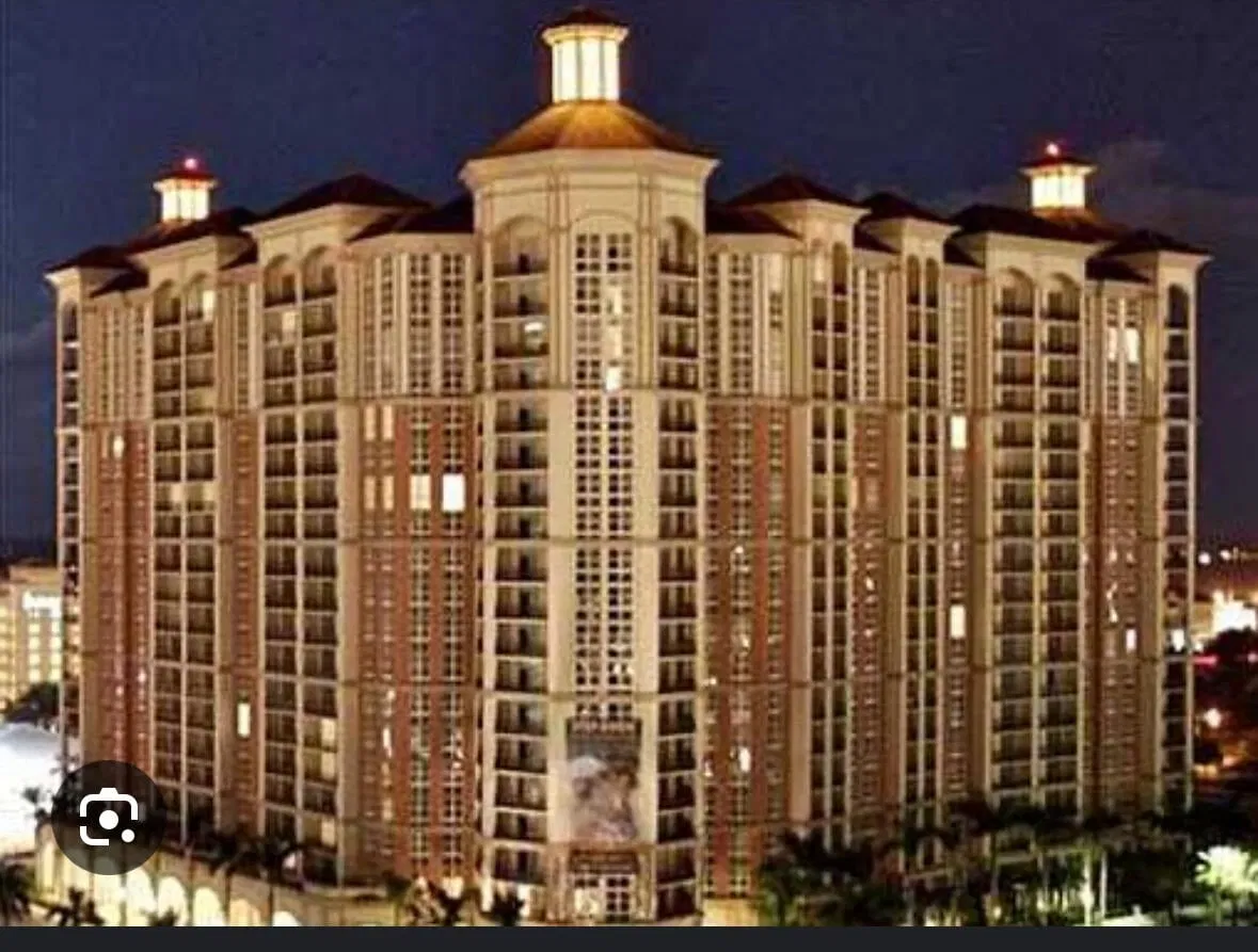Cityplace South Tower Unit 825