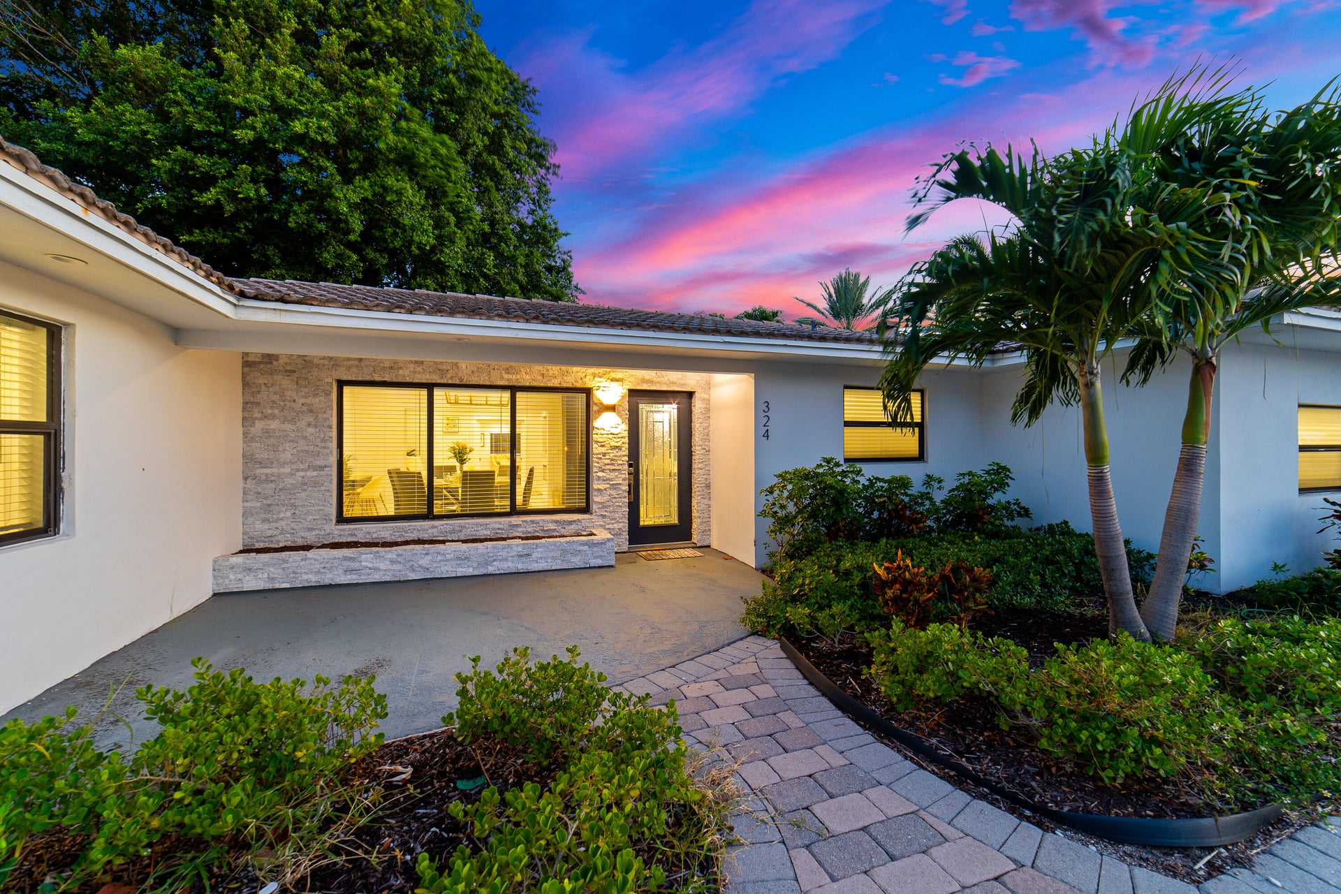 Palm Beach Shores Residence photo 4