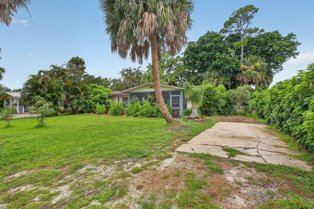 Residence photo 4