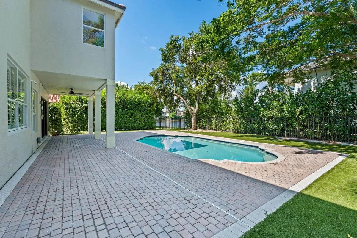 Saturnia Boca Raton Residence photo 25