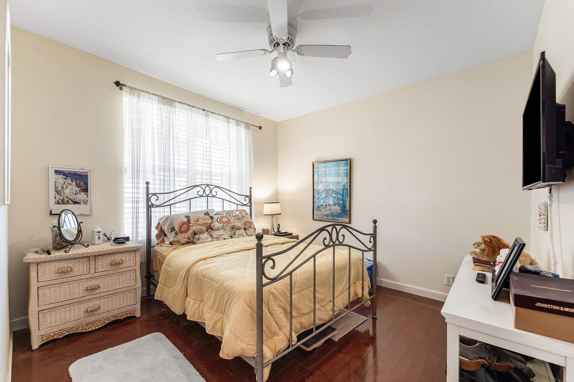 Seasons Residence photo 19