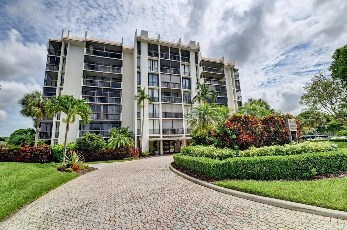 Boca West Country Club Residence