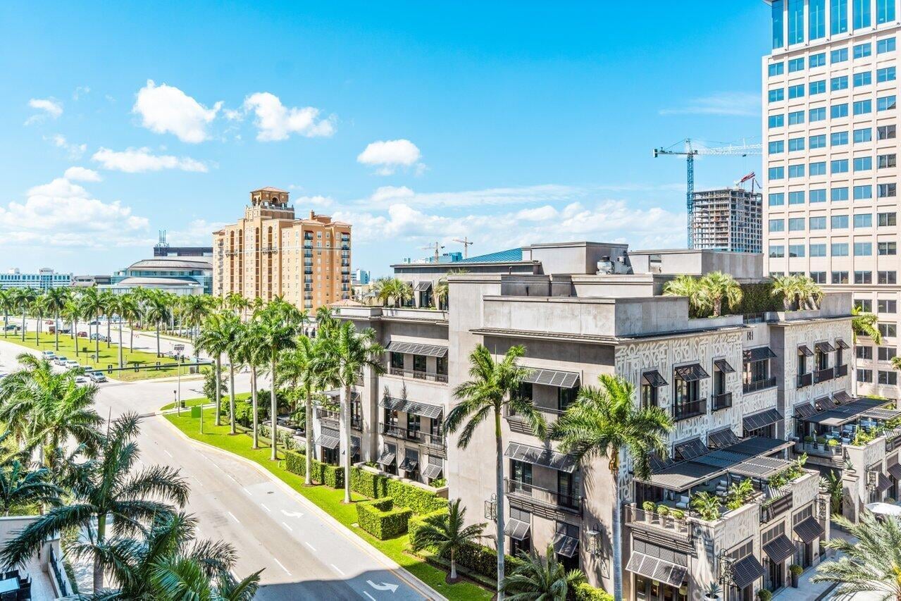 CityPlace South Tower Unit 704 photo 4