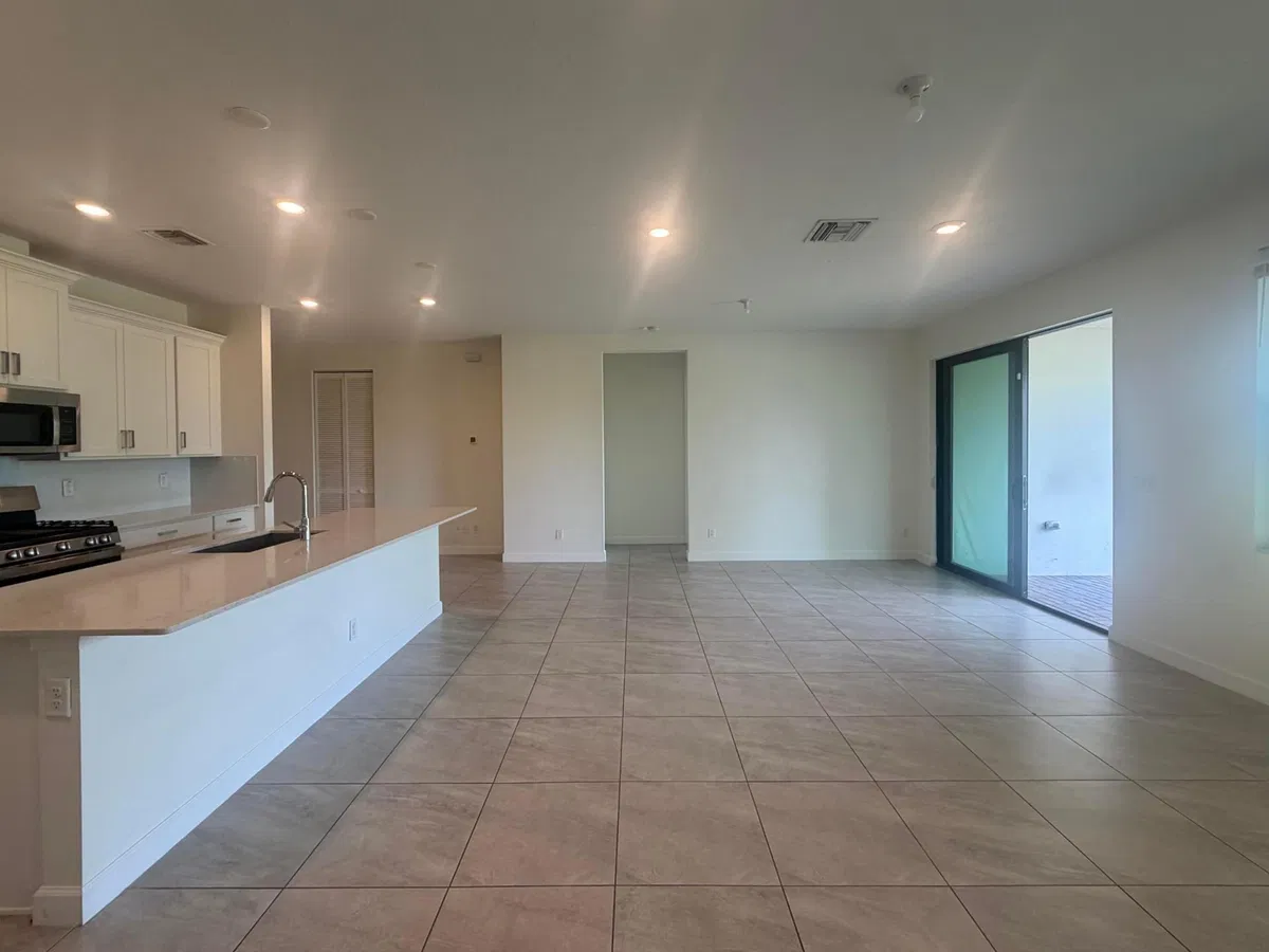 Residence photo 7