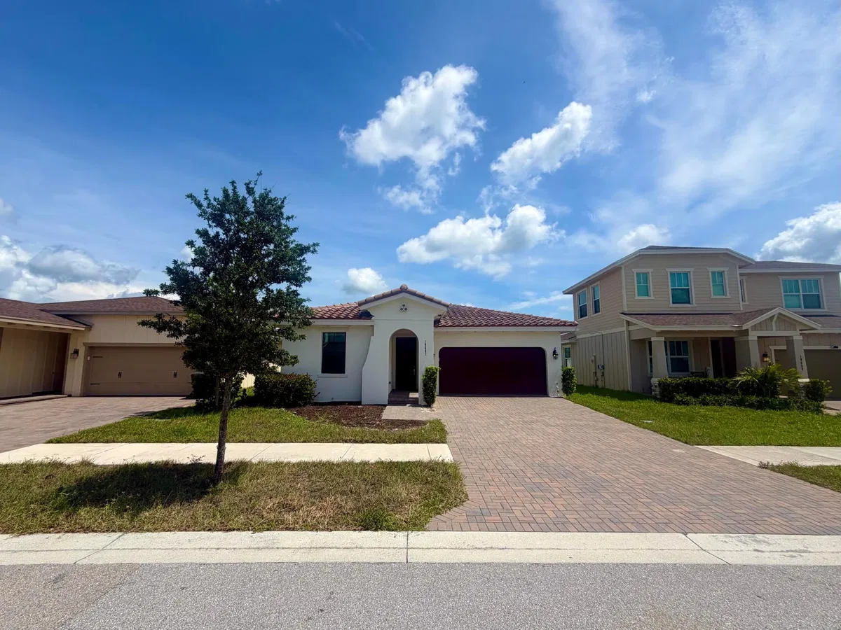 Residence photo 22